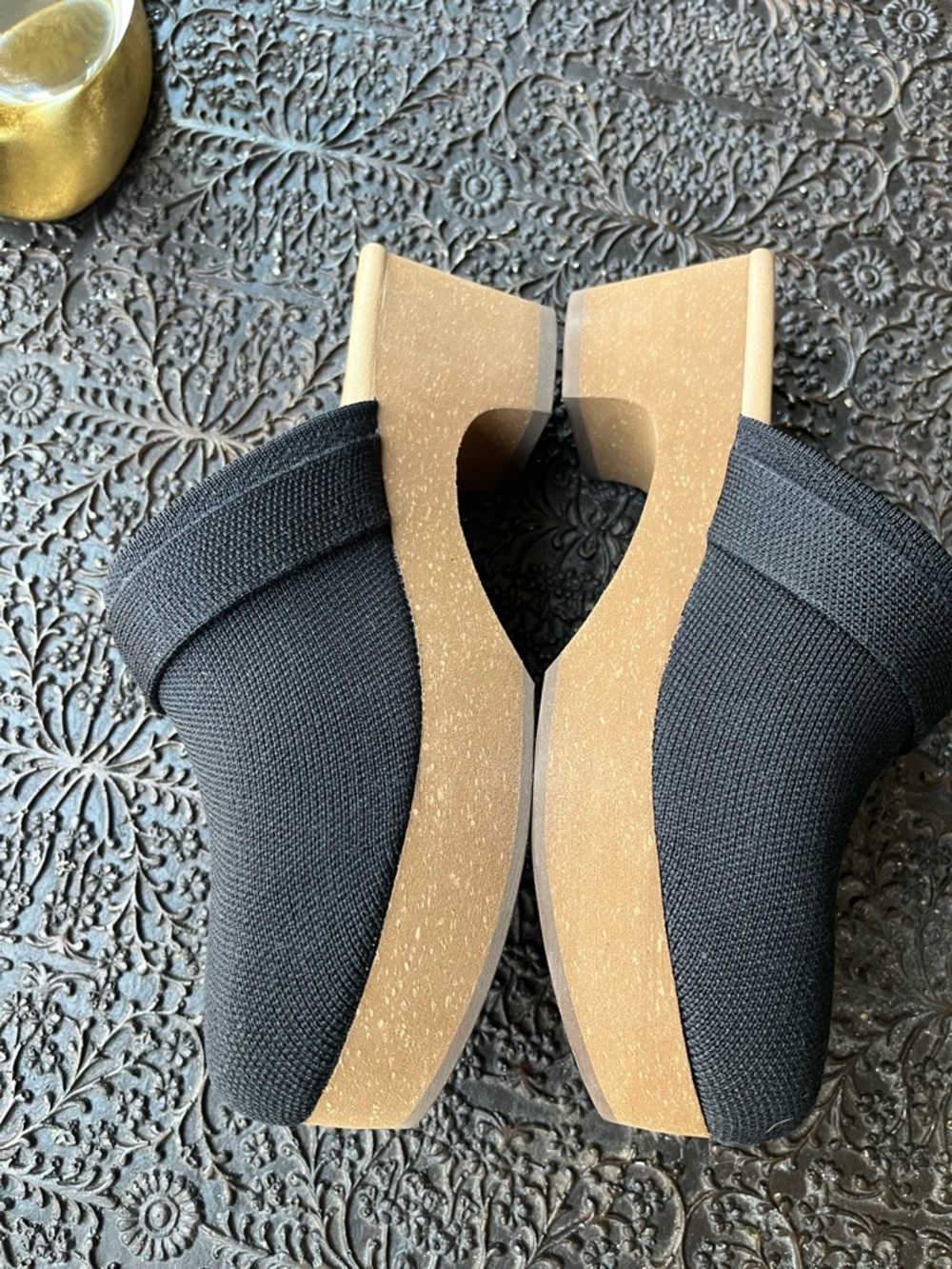 NEW ROTHY’S CLASSIC CLOGS IN BLACK 8 - Picture 7 of 9